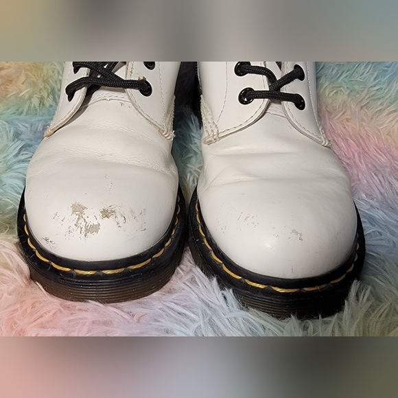 Dr Martens Uncommon White 20-eyelet Lace-up 1660 Knee High Boots - Picture 10 of 11